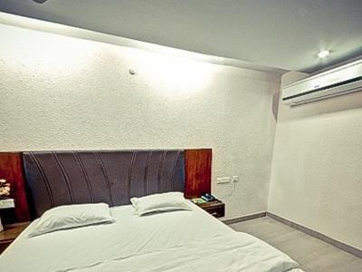 Diamond Springs Hotel Visakhapatnam Exterior foto